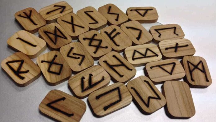 runy - co to są - alfabet - nordycki - runiczny - czy sa bezpieczne?