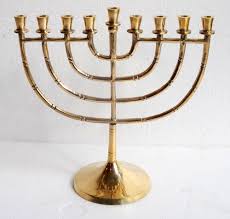 candelabro judio - dibujo - de 7 brazos de la cultura israelí
